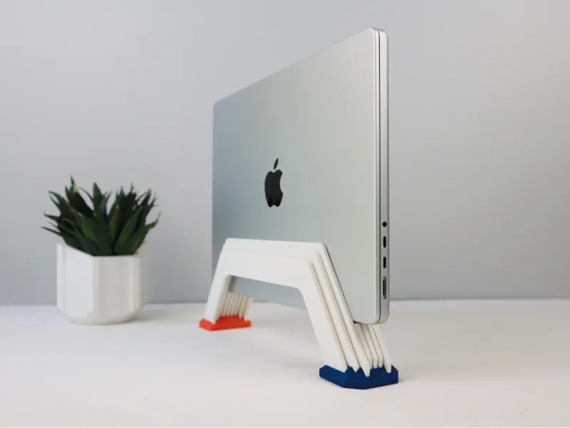 Elevate Laptop Stand
