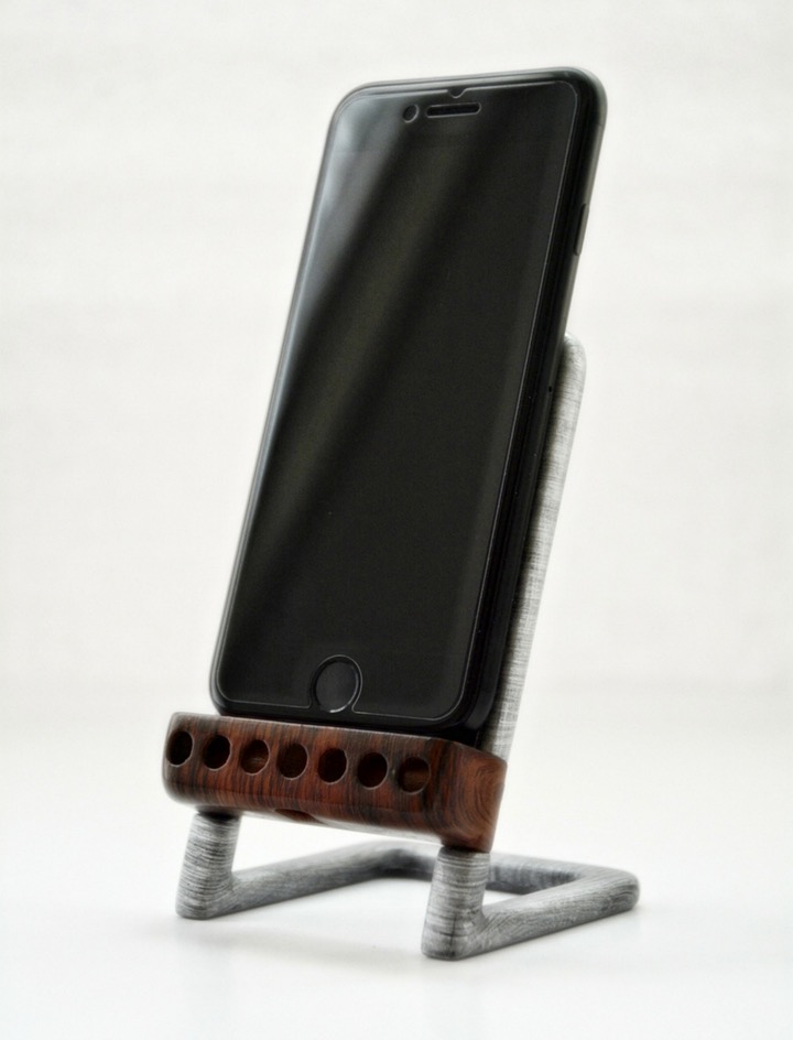 Infinity iPhone Stand (Sound Amplifying)